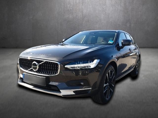 Volvo V90 Cross Country 2023