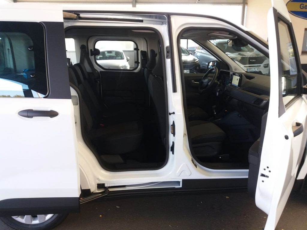 Ford Tourneo Courier 2024