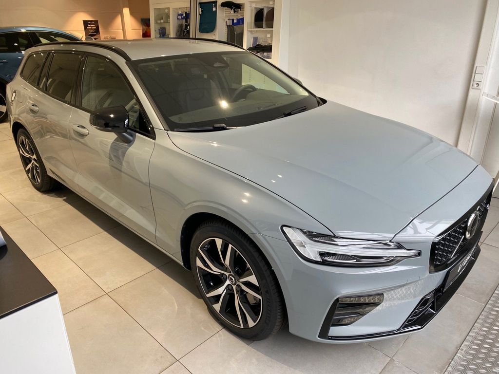 Volvo V60 2024