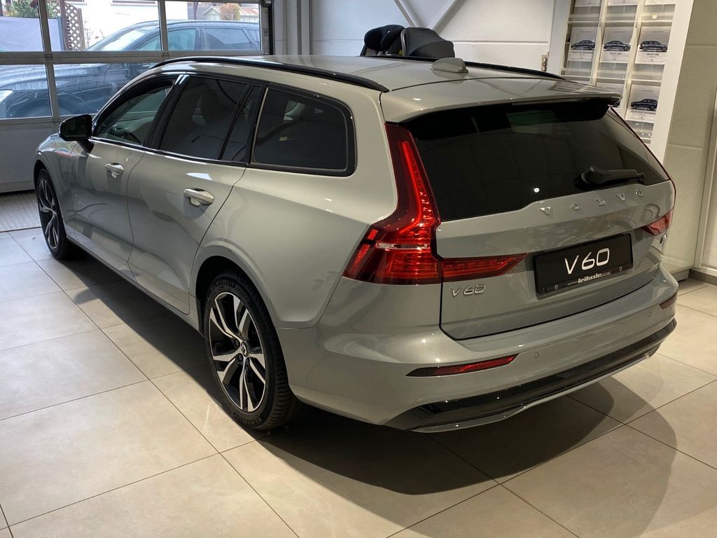 Volvo V60 2024