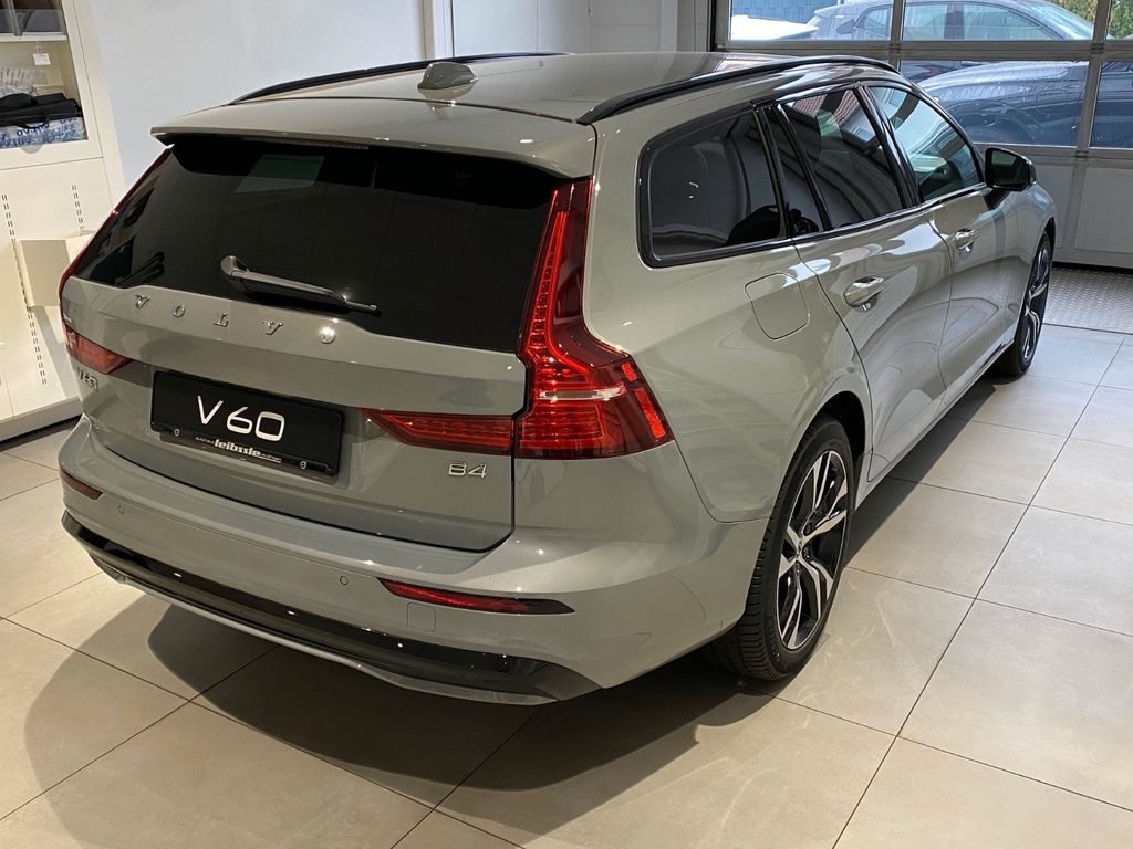 Volvo V60 2024