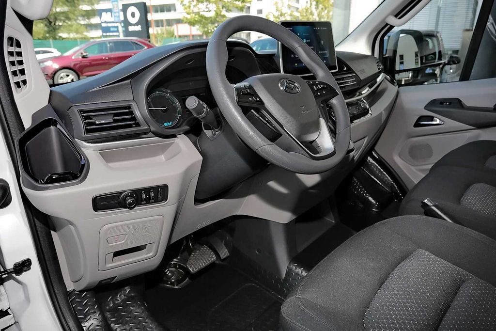 Maxus eDeliver 9 2023