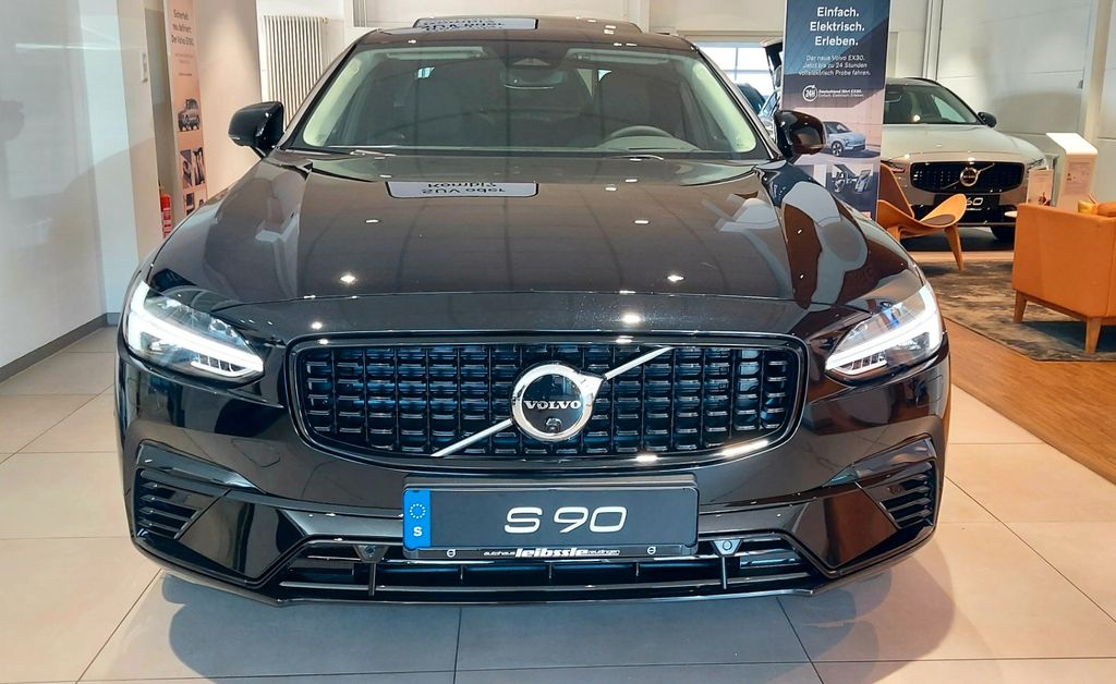 Volvo S90 2024