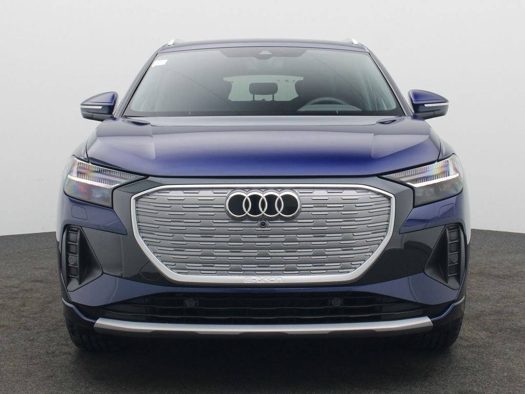 Audi Q4 e-tron 2024