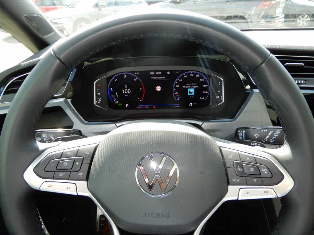 Volkswagen Touran 2023