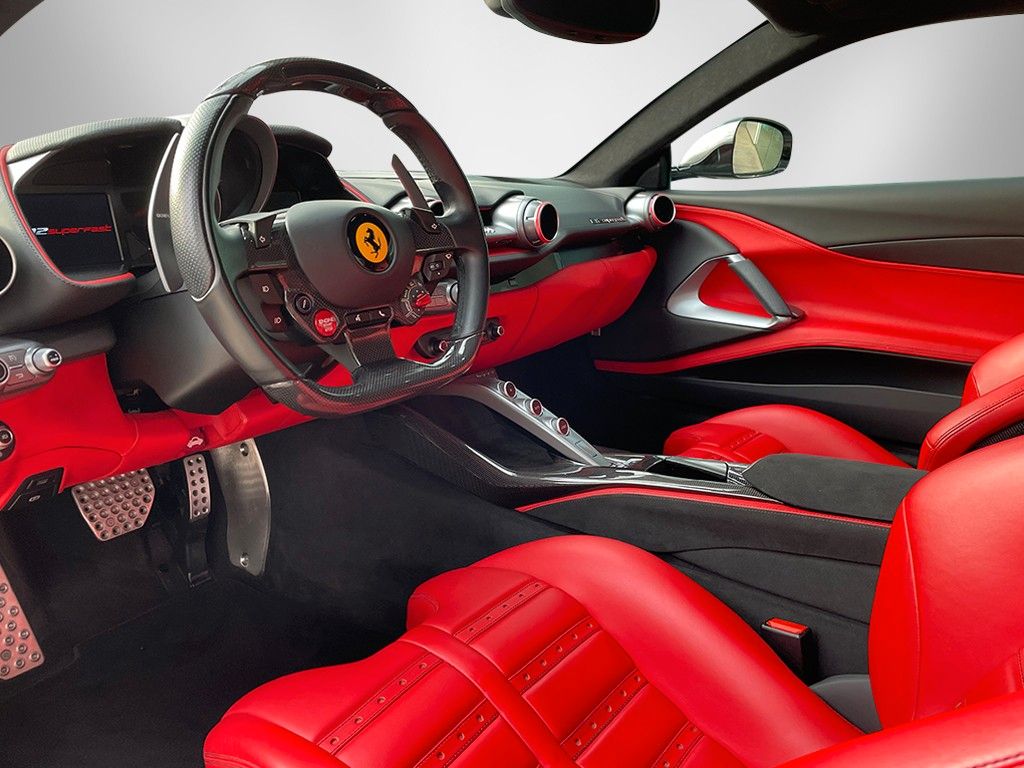 Ferrari 812 2019
