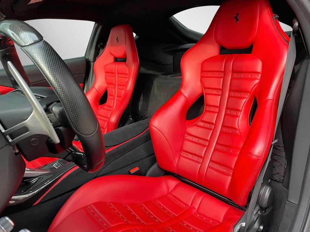 Ferrari 812 2019