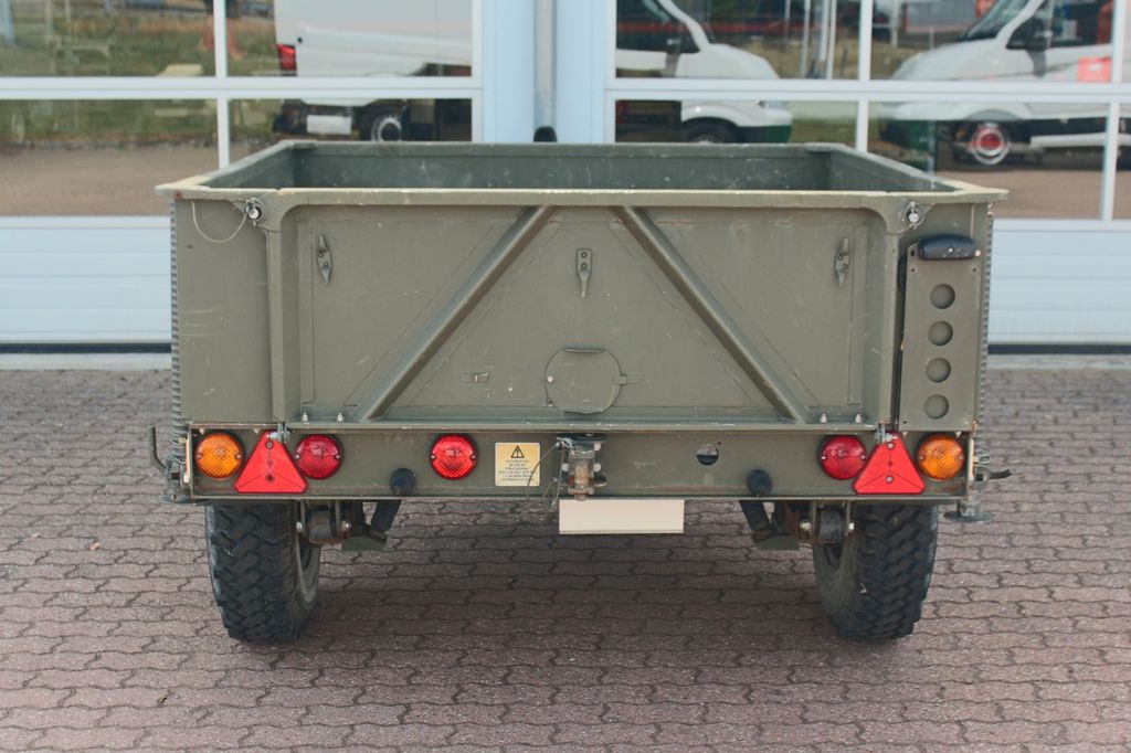 Land Rover Defender 2005