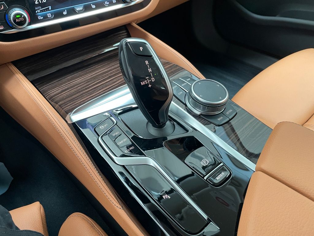 BMW 530 2021