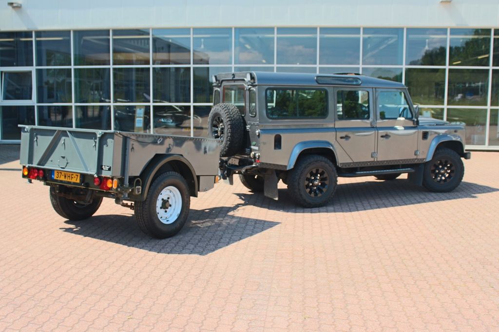 Land Rover Defender 2005