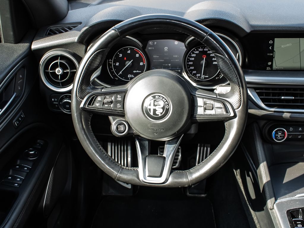 Alfa Romeo Stelvio 2022