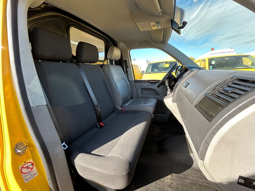 Volkswagen T5 Transporter 2013