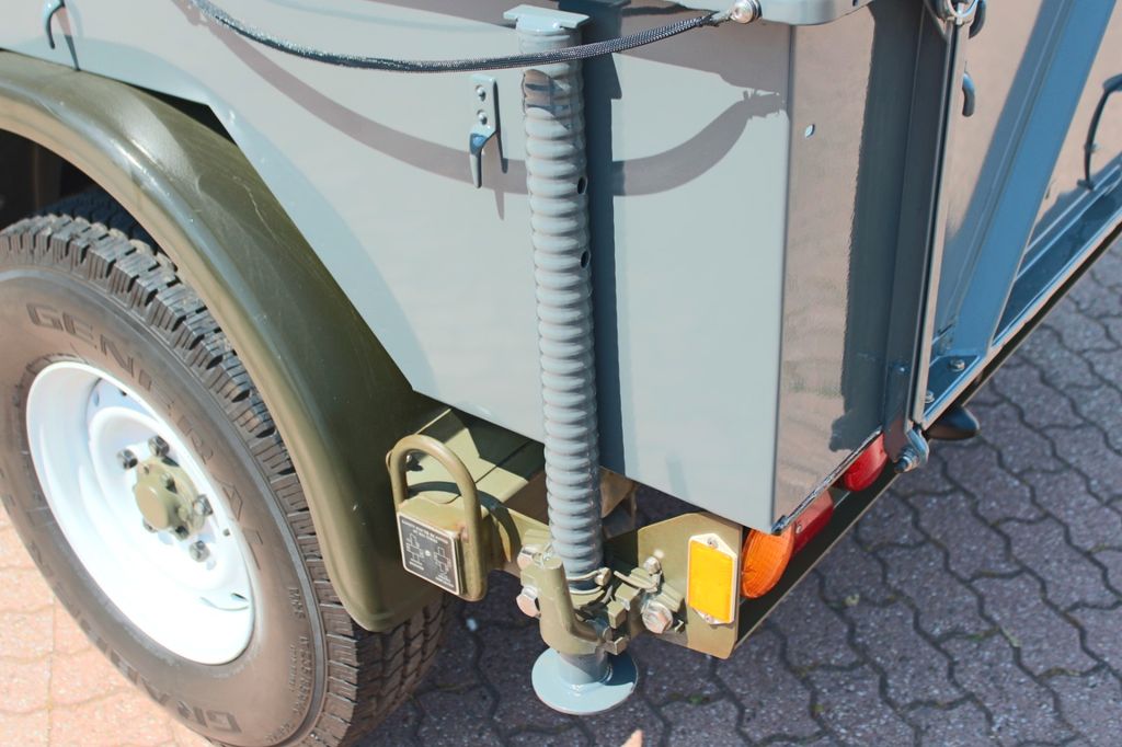 Land Rover Defender 2005