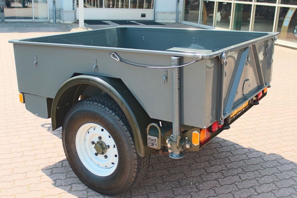 Land Rover Defender 2005