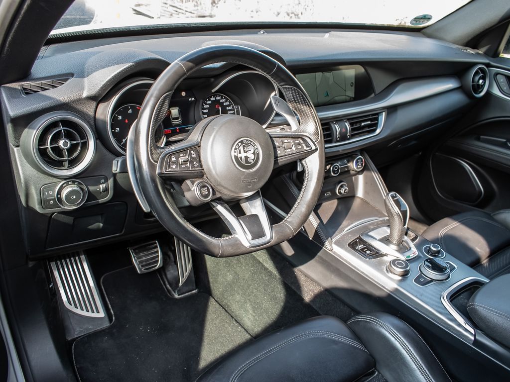 Alfa Romeo Stelvio 2022