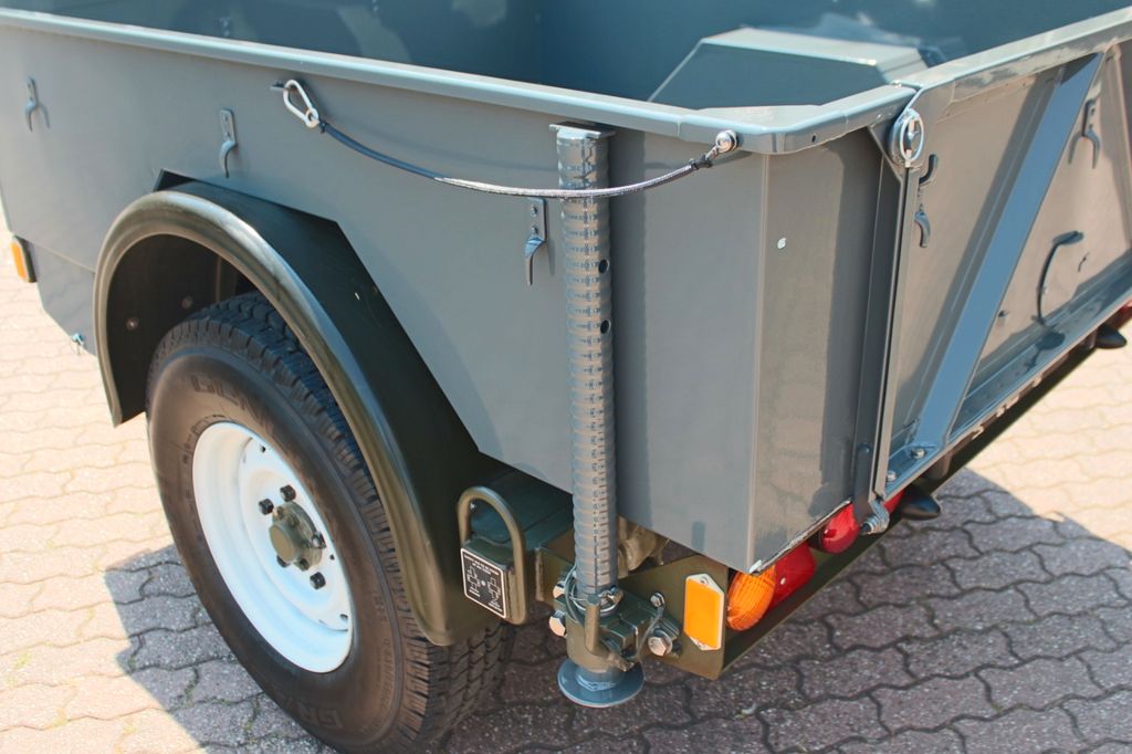 Land Rover Defender 2005