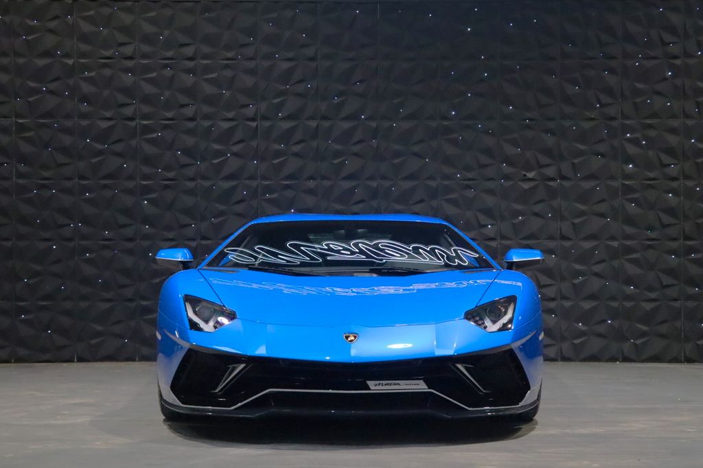 Lamborghini Aventador 2022
