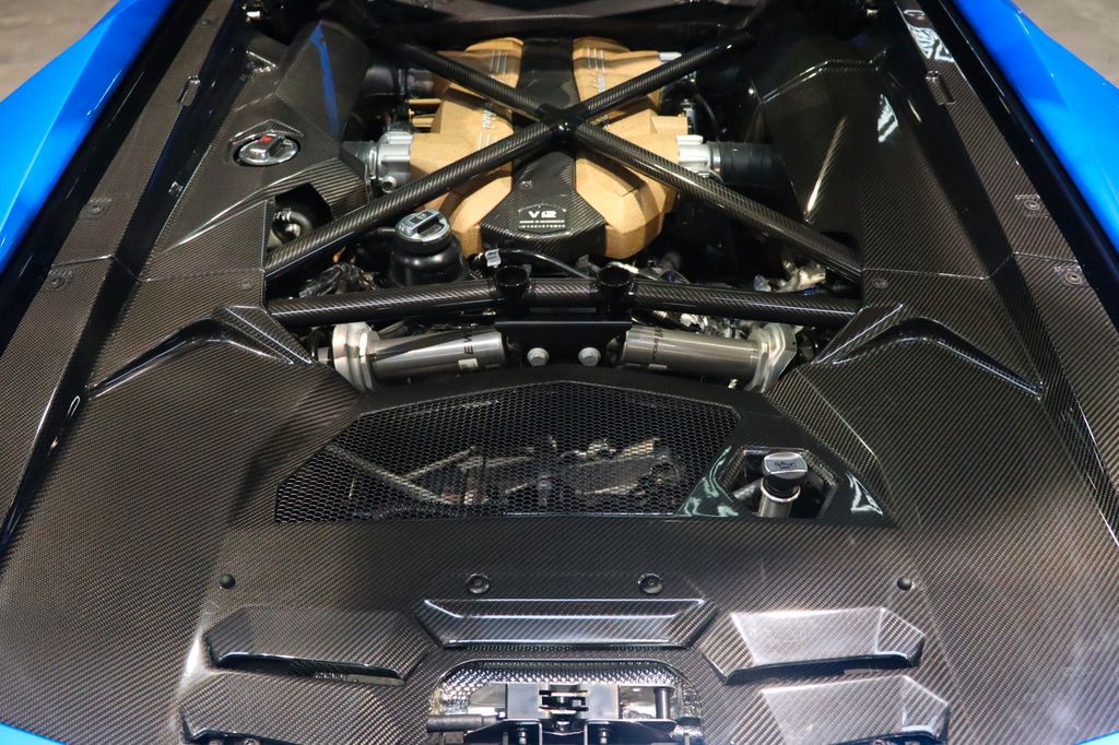 Lamborghini Aventador 2022