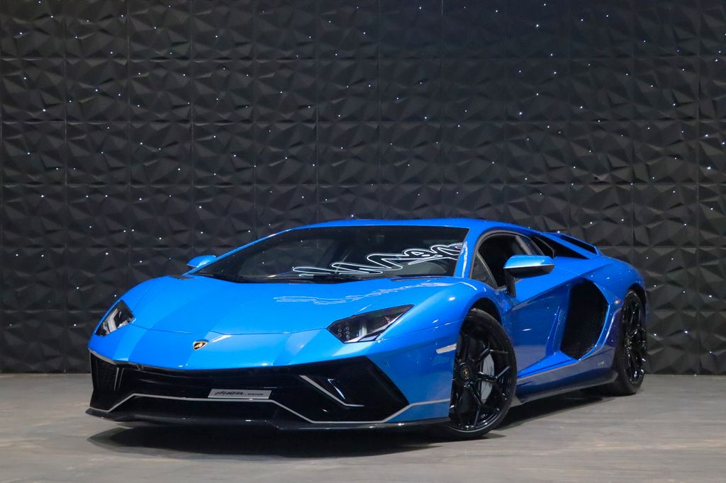 Lamborghini Aventador 2022