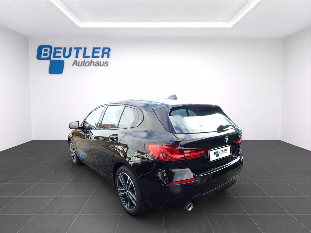 BMW 118 2021