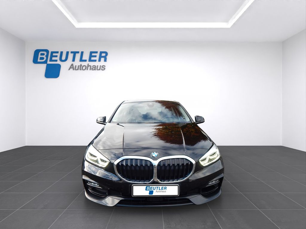 BMW 118 2021