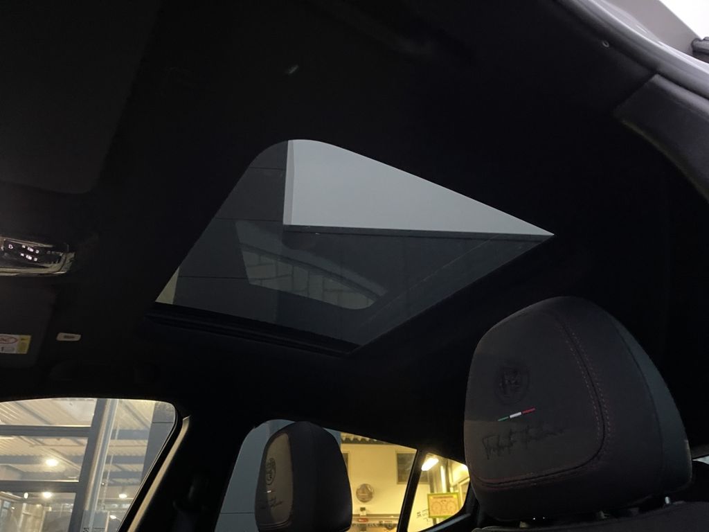 Alfa Romeo Tonale 2025