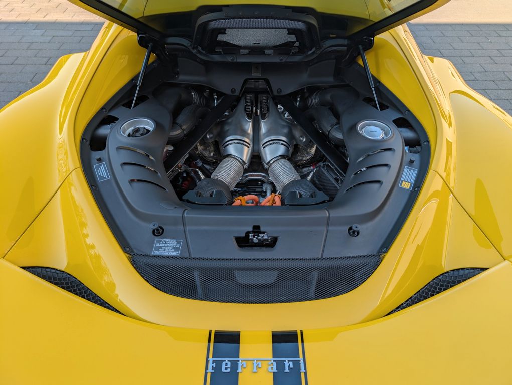 Ferrari 296 GTB 2023