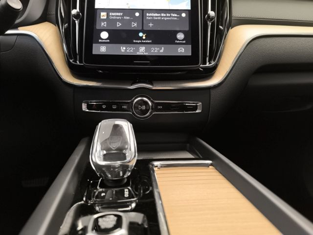 Volvo XC60 2025