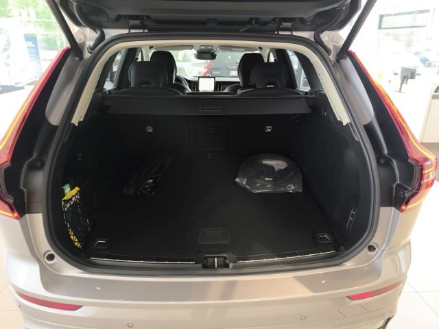 Volvo XC60 2025