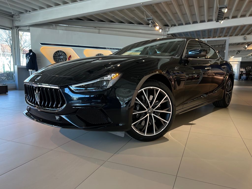 Maserati Ghibli 2023