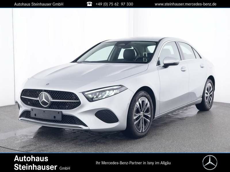 Mercedes-Benz A 200 2023