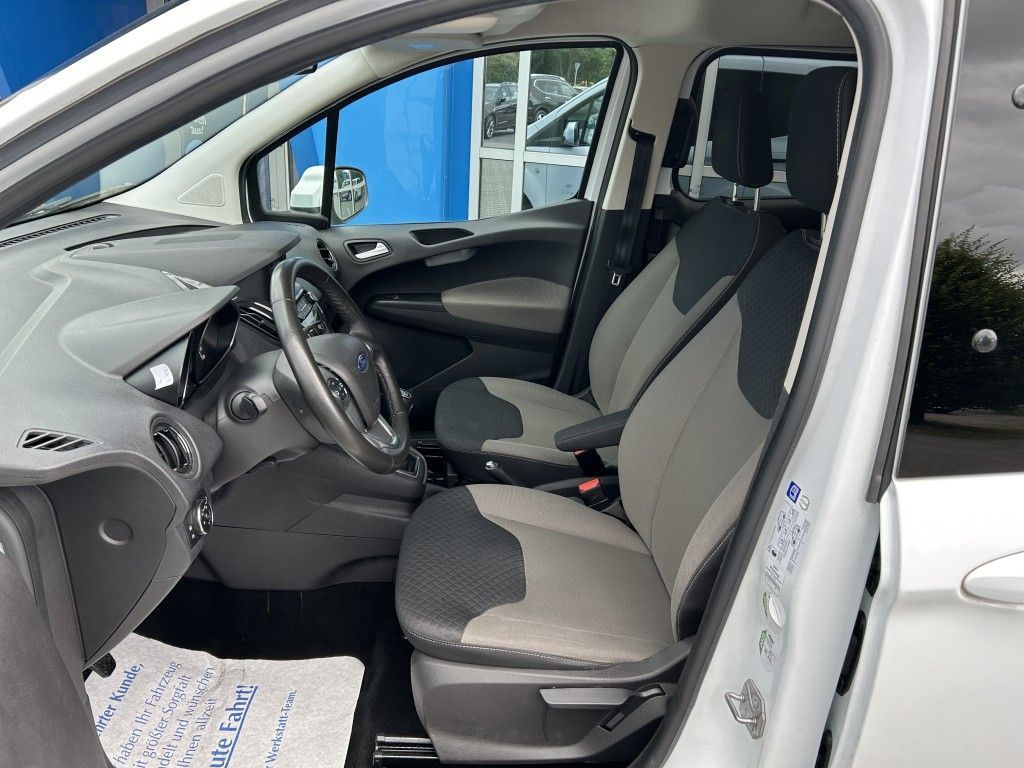 Ford Tourneo Courier 2020