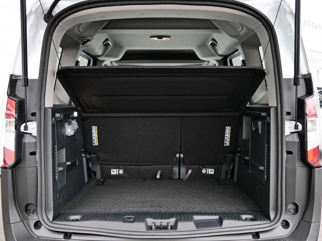 Ford Tourneo Courier 2025