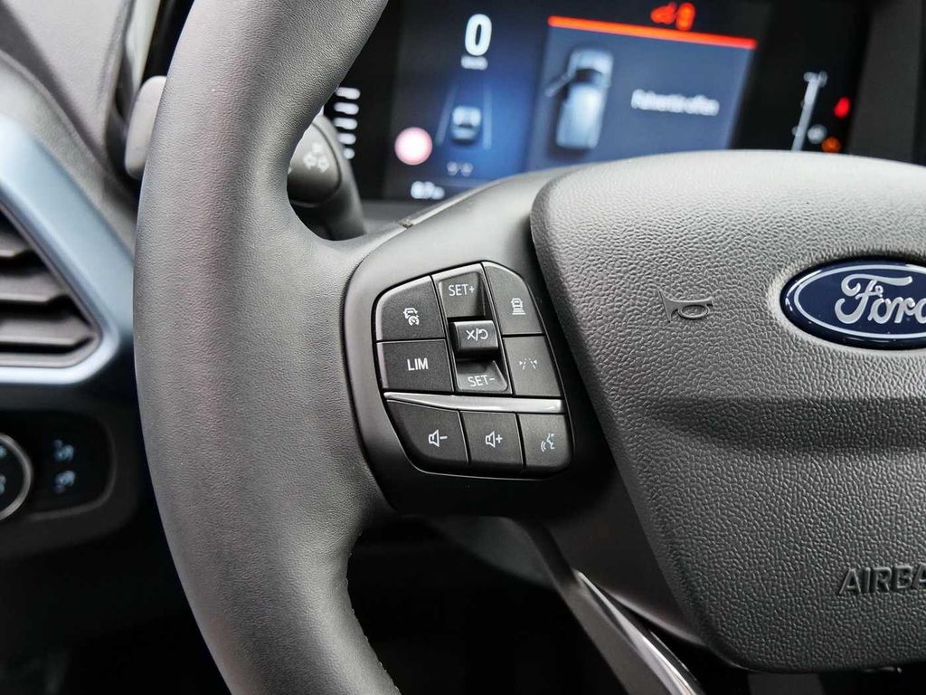 Ford Tourneo Courier 2025