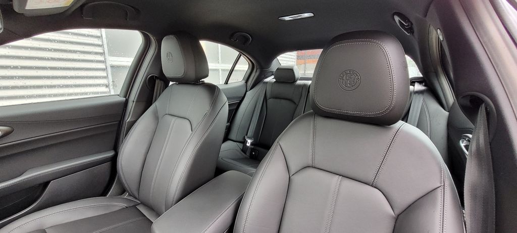 Alfa Romeo Giulia 2023