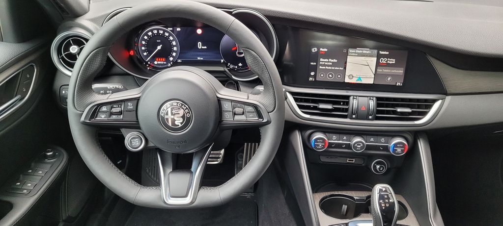 Alfa Romeo Giulia 2023