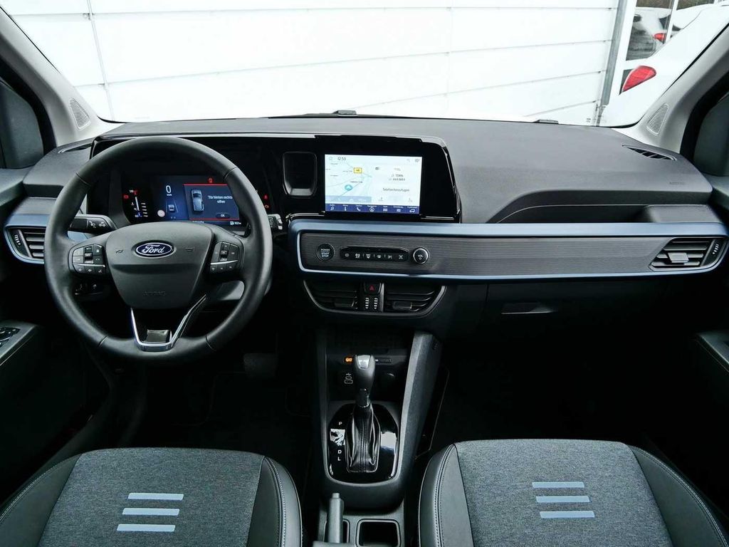 Ford Tourneo Courier 2025