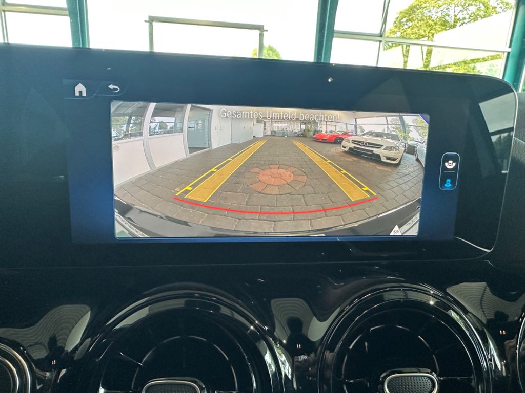 Mercedes-Benz B 200 2023