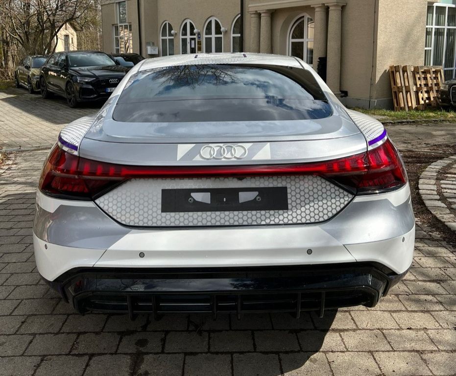 Audi e-tron GT 2024