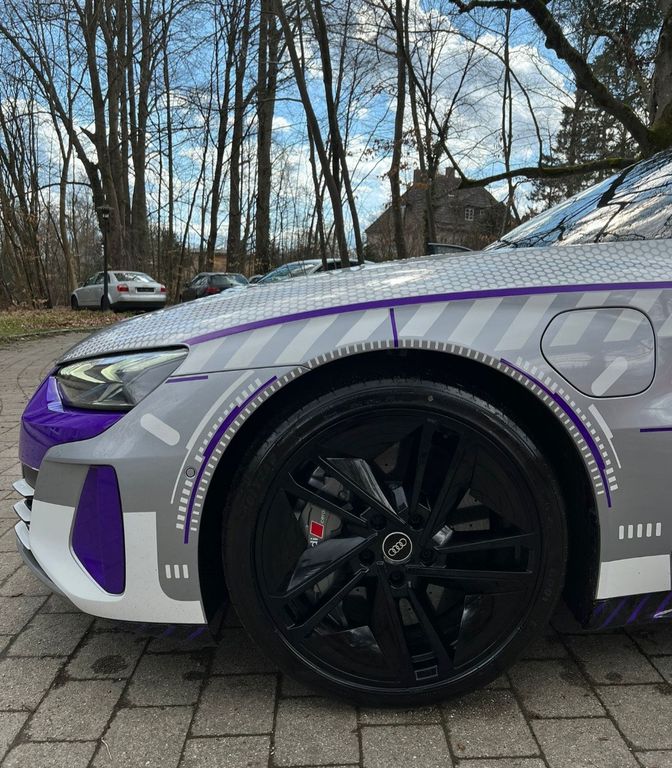 Audi RS e-tron GT 2024