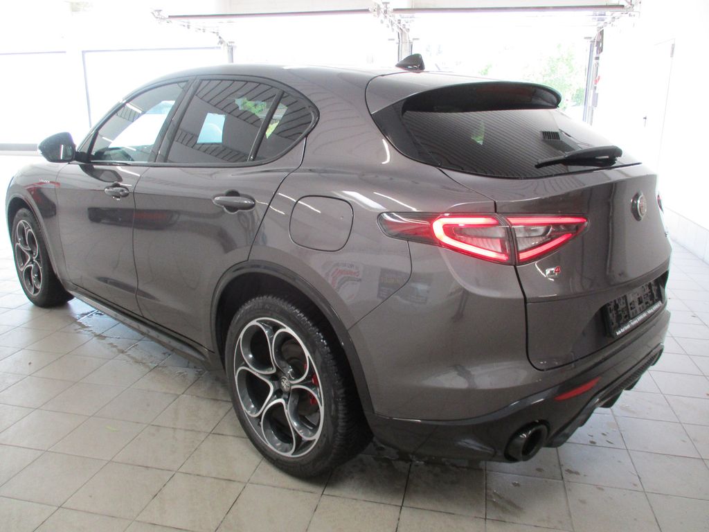 Alfa Romeo Stelvio 2024