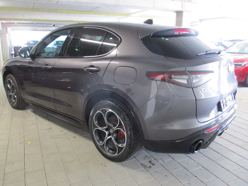 Alfa Romeo Stelvio 2024
