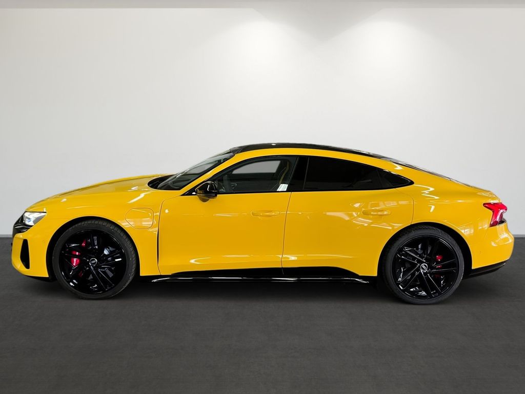 Audi RS e-tron GT 2024