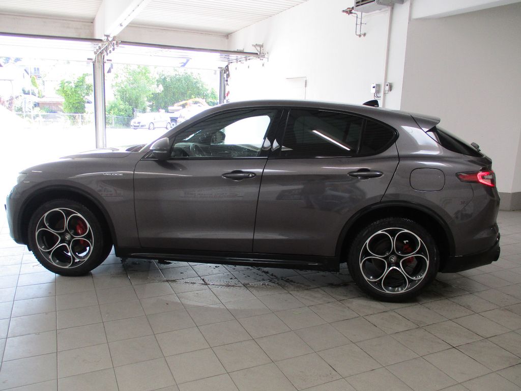 Alfa Romeo Stelvio 2024