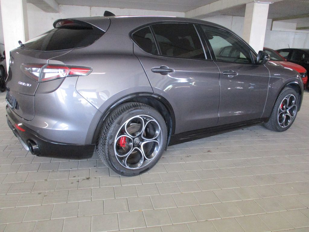 Alfa Romeo Stelvio 2024