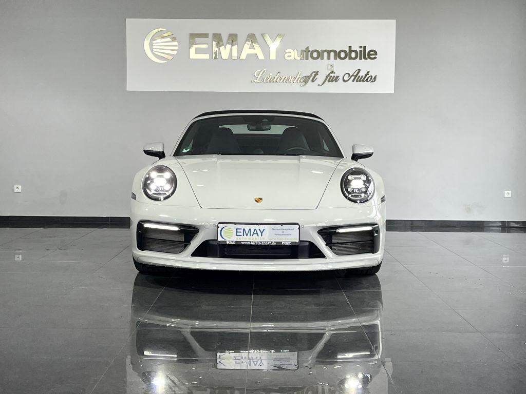 Porsche 992 2023