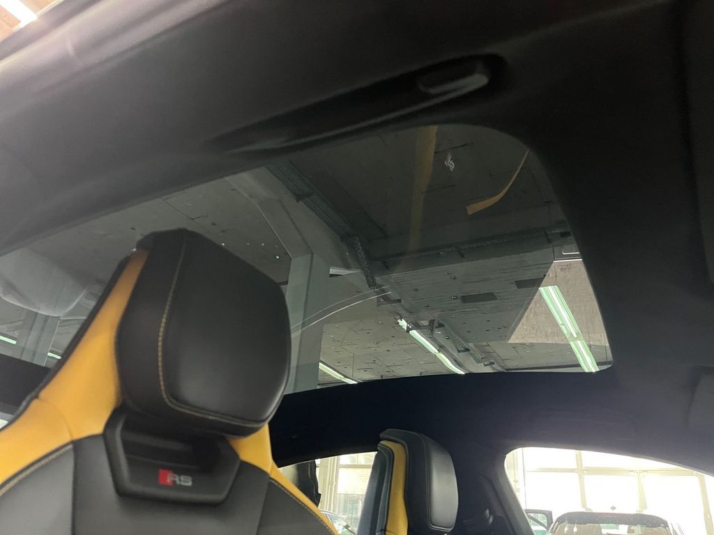 Audi RS e-tron GT 2024