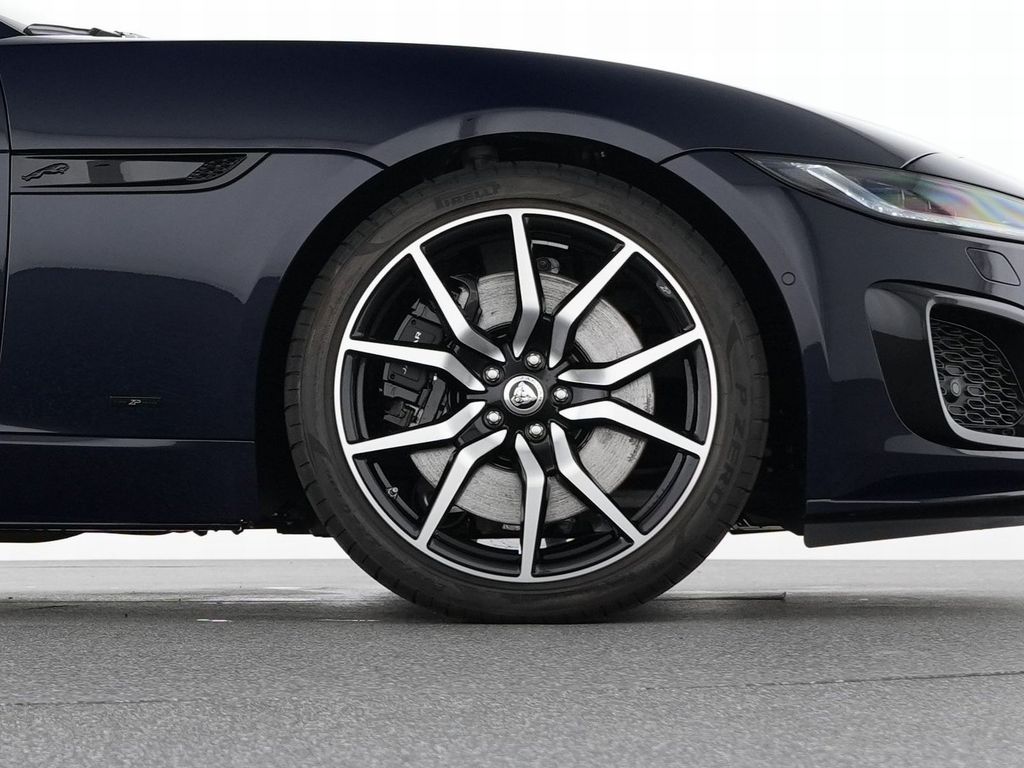 Jaguar F-Type 2024