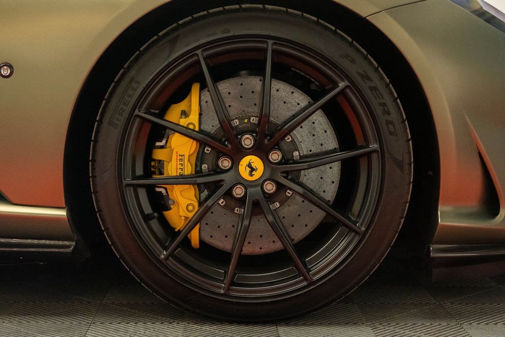 Ferrari 812 2023
