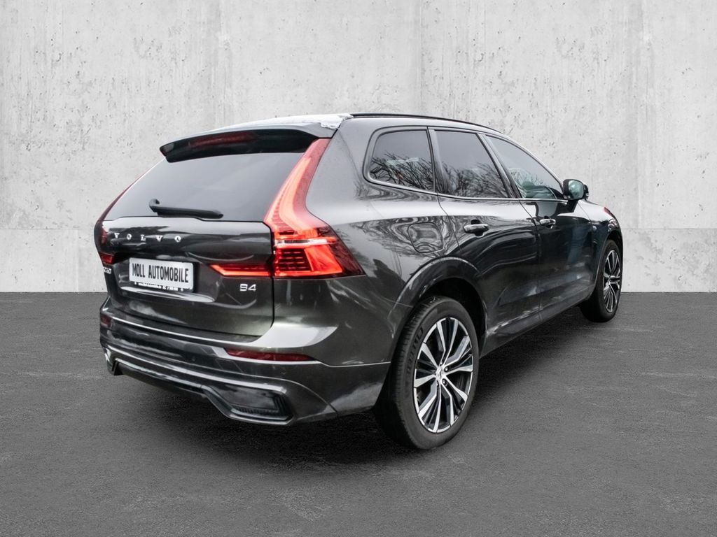 Volvo XC60 2022